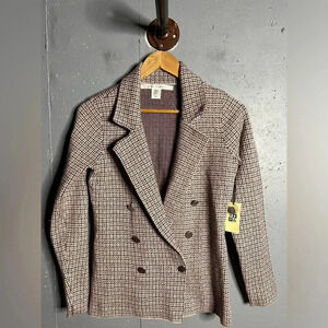 Max Studio NWT pink and gray soft double breasted blazer.  Size XSmall